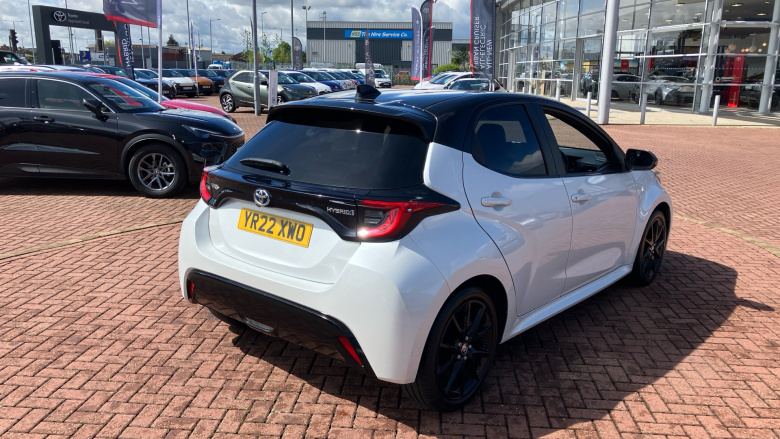 Toyota Yaris 1.5 Hybrid Dynamic 5dr CVT Hybrid Hatchback